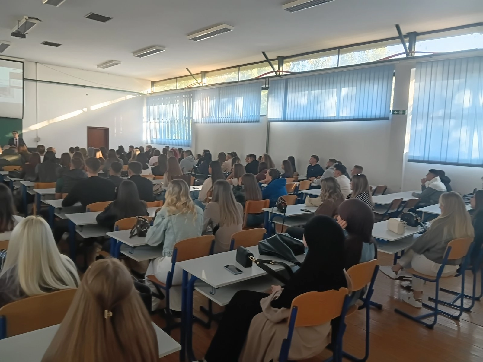 Održan svečani prijem brucoša Odsjeka zdravstvenih studija u Kampusu Univerziteta u Tuzli