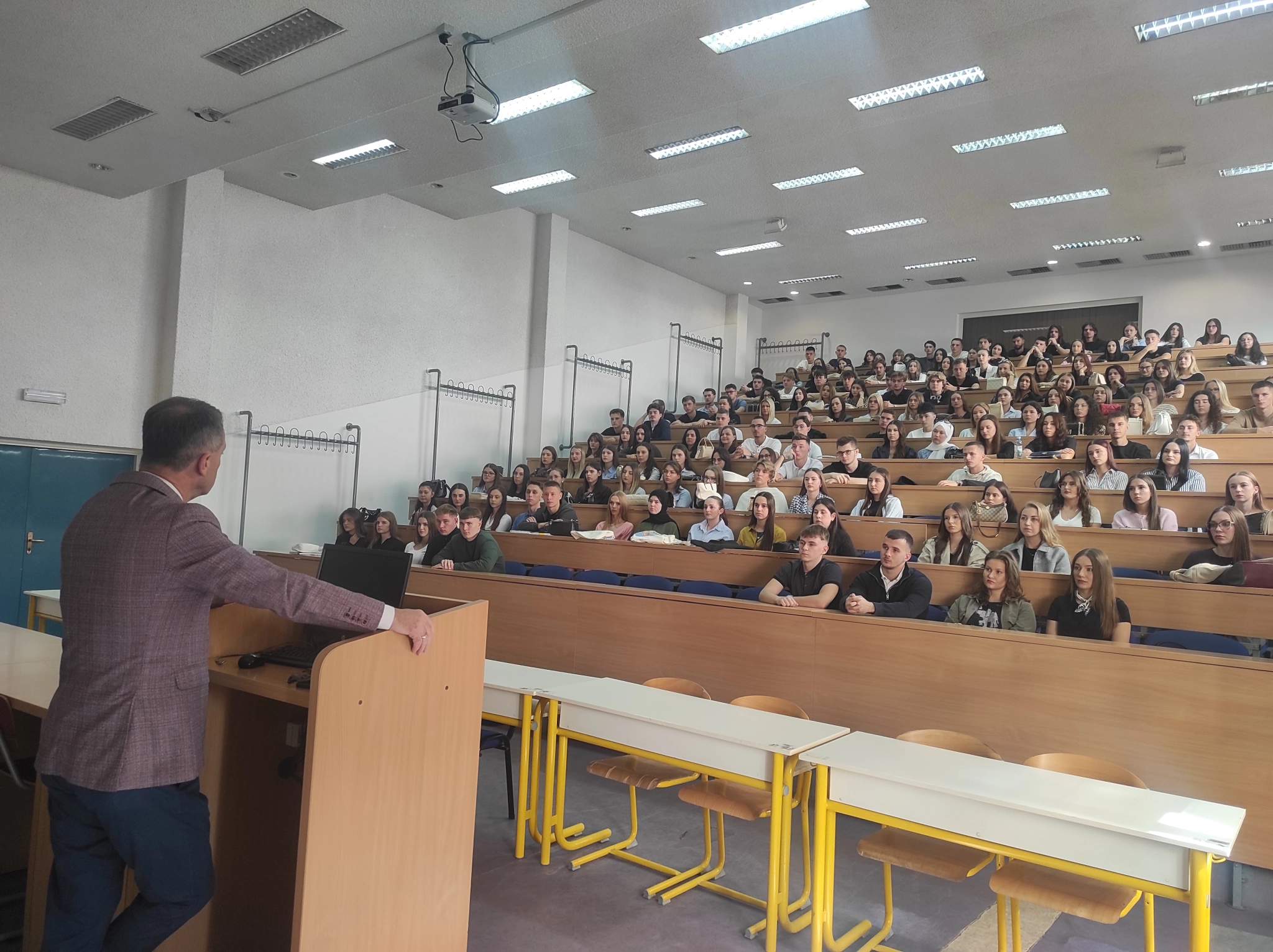 Održan svečani prijem brucoša općeg studija medicine na Medicinskom fakultetu u Tuzli